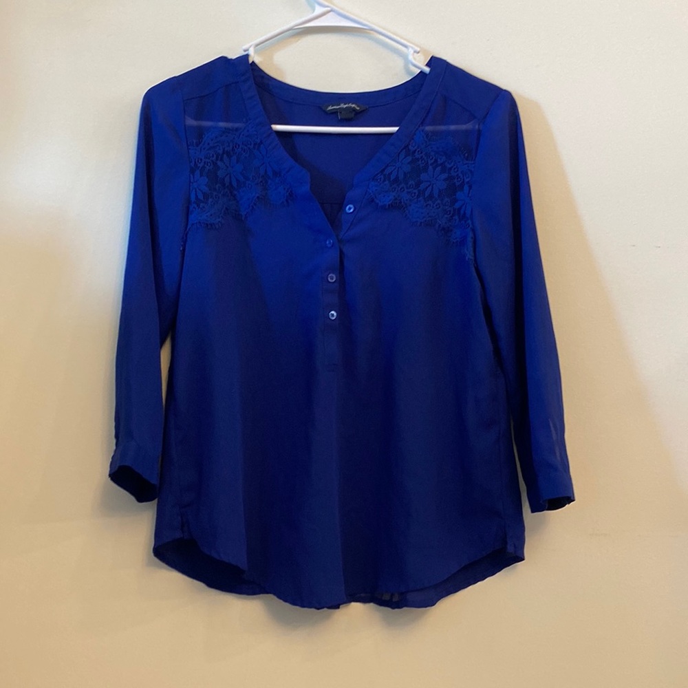 Women's American Eagle Blouse, size XS.